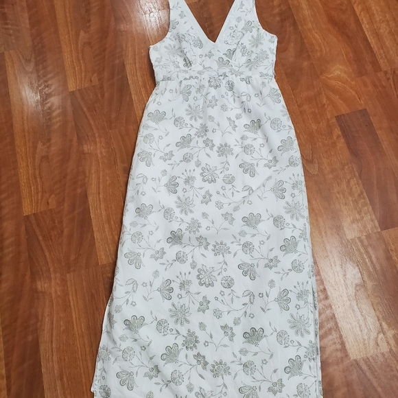 Lovely White Maxi Dress sz 8 - Picture 7 of 16